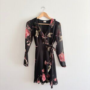 Aritzia Wilfred Louise Chiffon Wrap Dress Black Red Rose Size XS